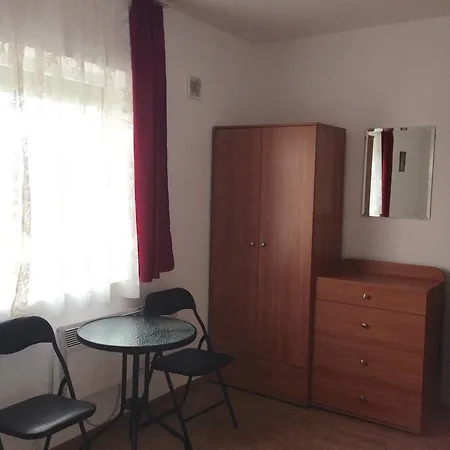 Gosia Guest house *